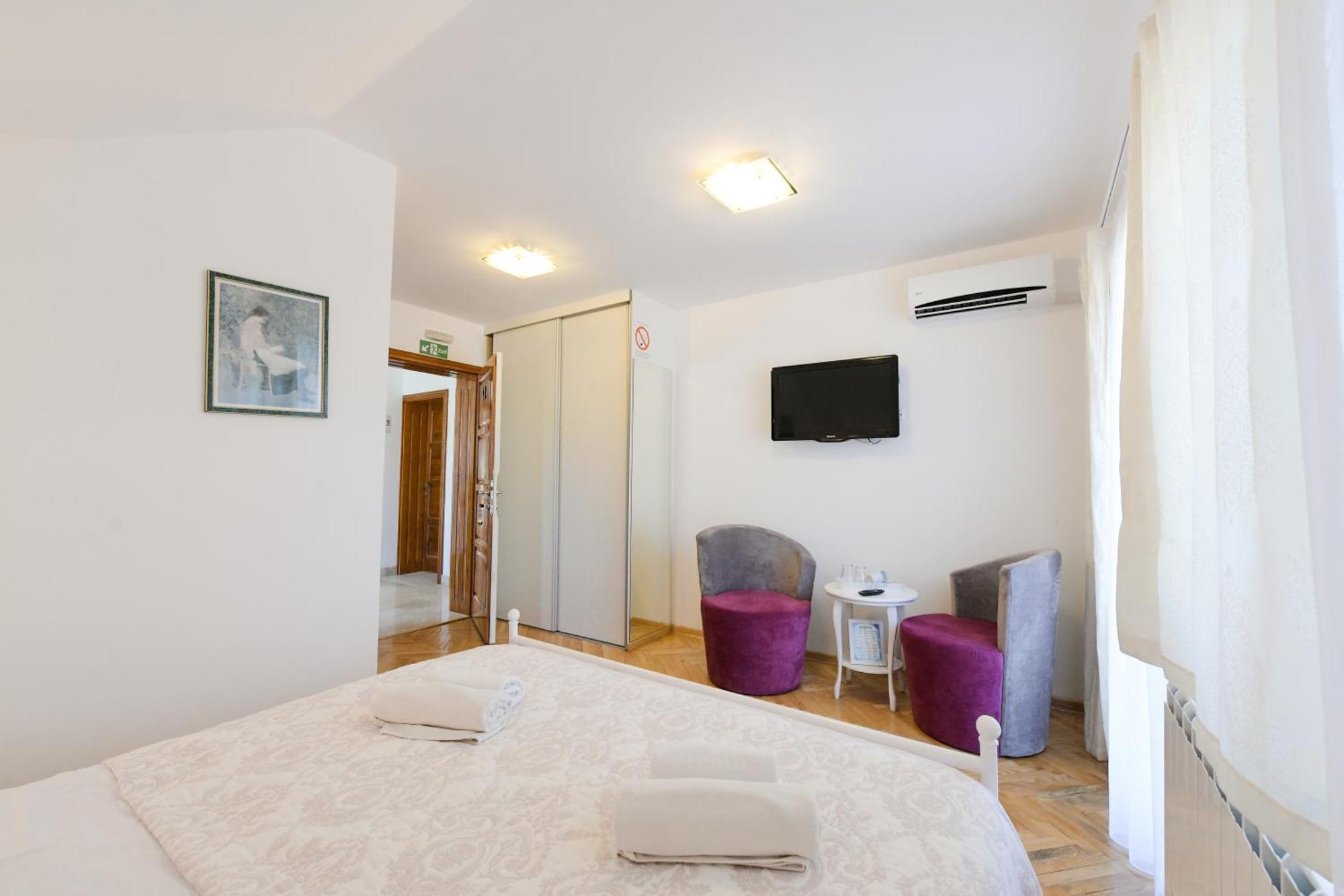 Suncani Breg Apartments Vrdnik Rom bilde