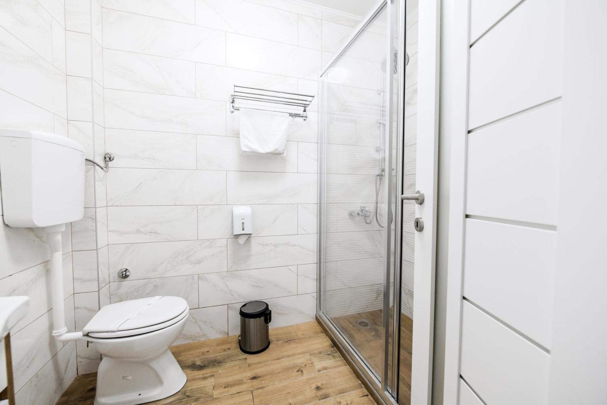 Suncani Breg Apartments Vrdnik Rom bilde